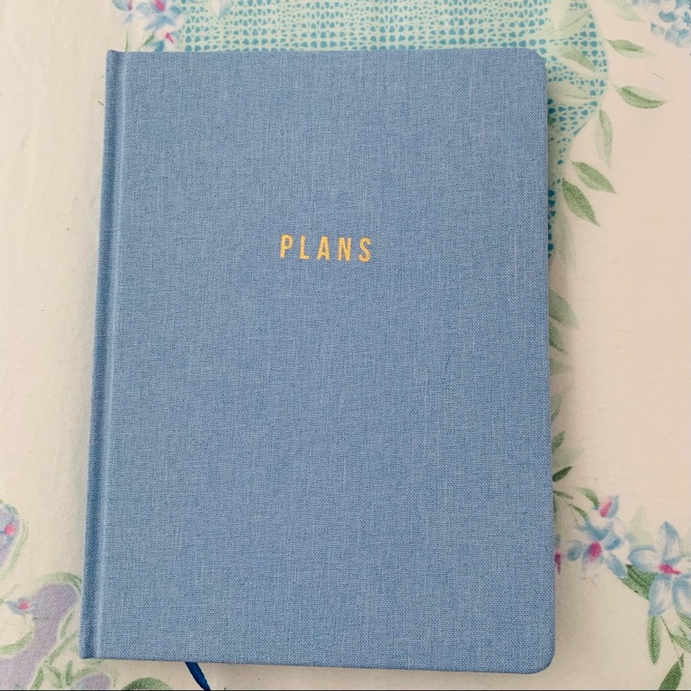 Undated Blue Fabric Planner - Picture 7 of 7